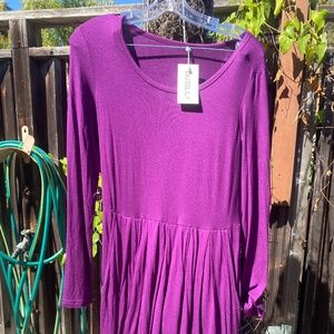 Aueselily New with Tags, Dark Purple, Size Small